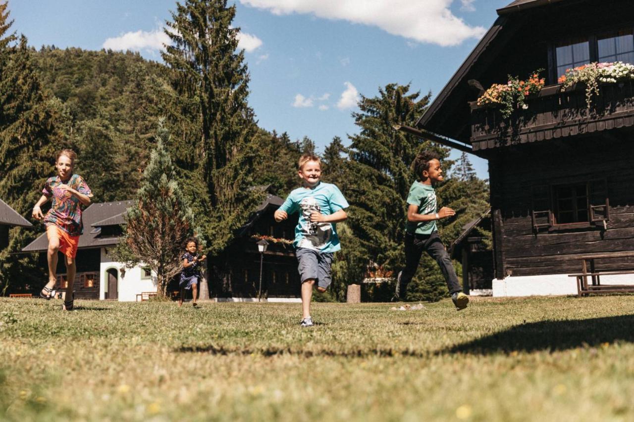 Naturel Hoteldorf Schoenleitn Латшах-обер-дем-Факер-Зе Экстерьер фото