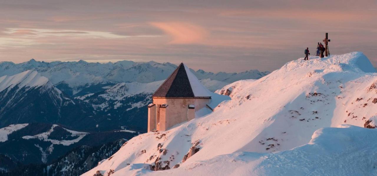 Naturel Hoteldorf Schoenleitn Латшах-обер-дем-Факер-Зе Экстерьер фото