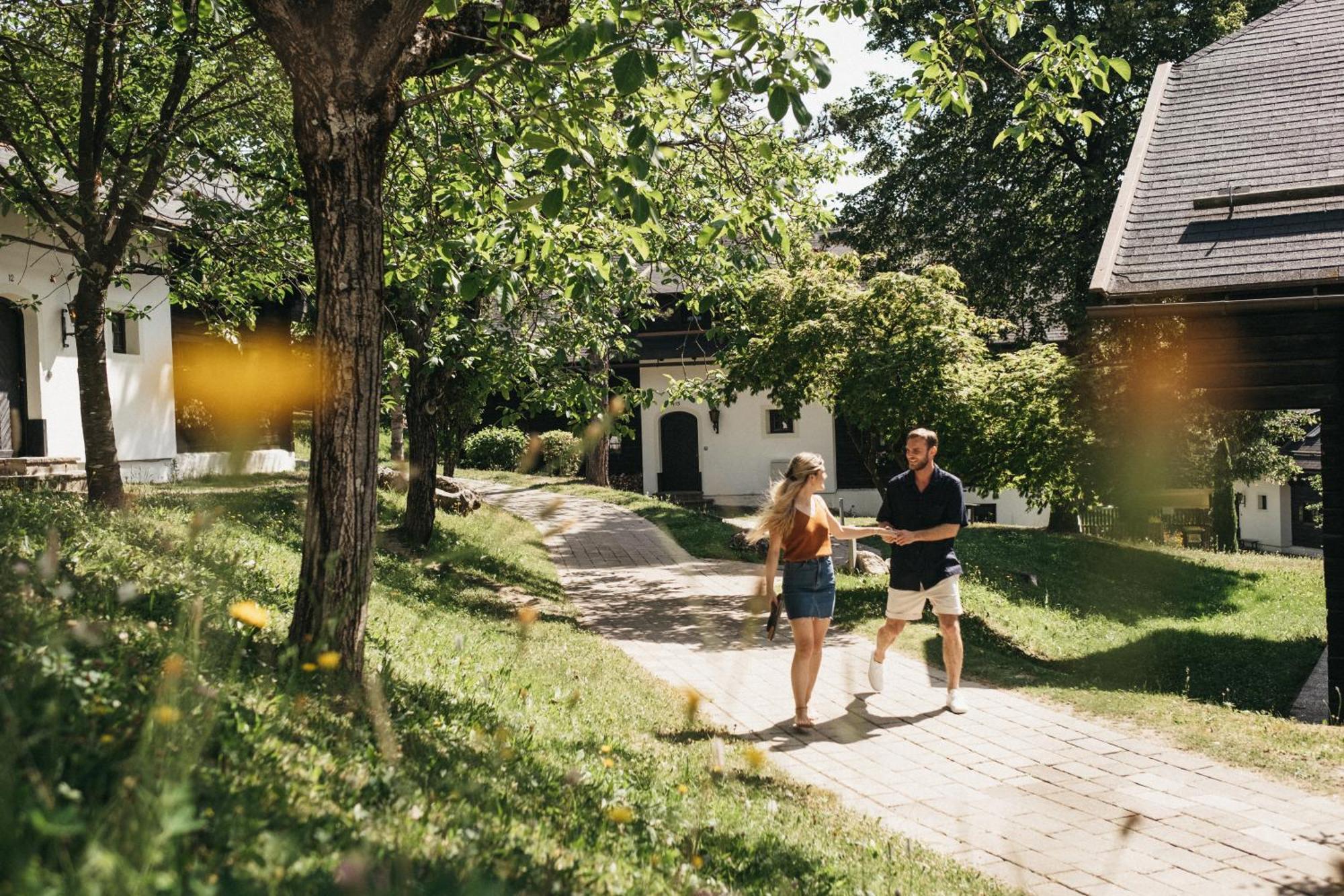 Naturel Hoteldorf Schoenleitn Латшах-обер-дем-Факер-Зе Экстерьер фото